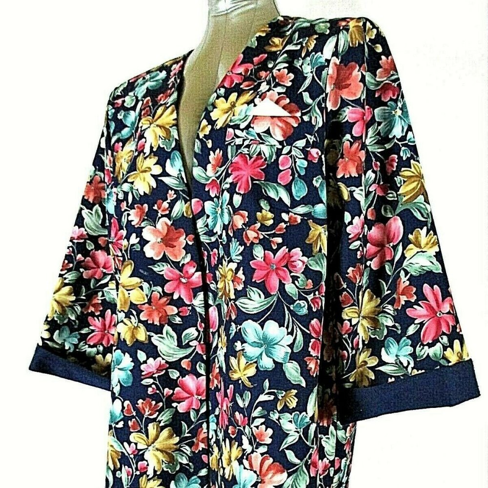 In Cinq womens 22W 3/4 sleeve blue floral Jacket